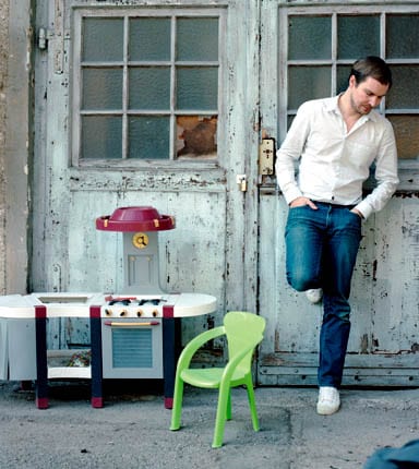 Diez outside his Munich studio, with his daughter’s kitchen