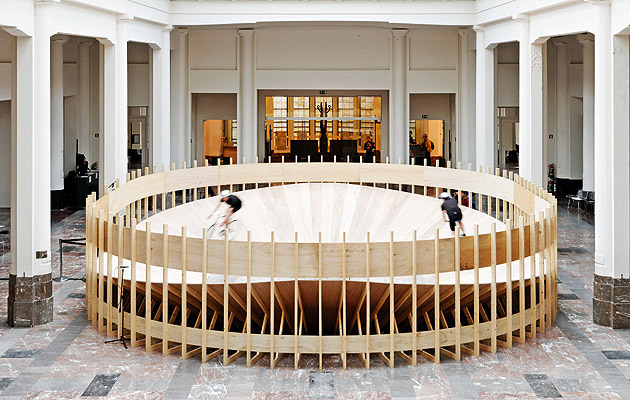 2011 - PISTE - installation view at BOZAR Center for Fine Arts Brussels - Photo Mikael Falcke rt