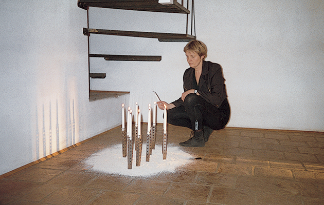 Droog: 25 years from 'anti-luxury, anti-formal and 'anti-product ...