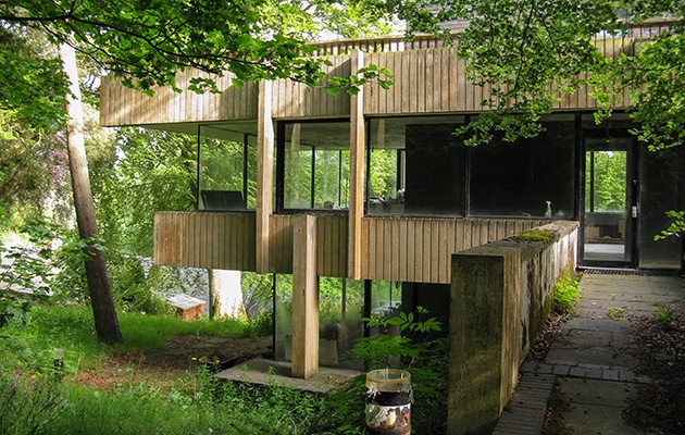 Icons: Peter Womersley's Bernat Klein Studio in Selkirk - ICON Magazine