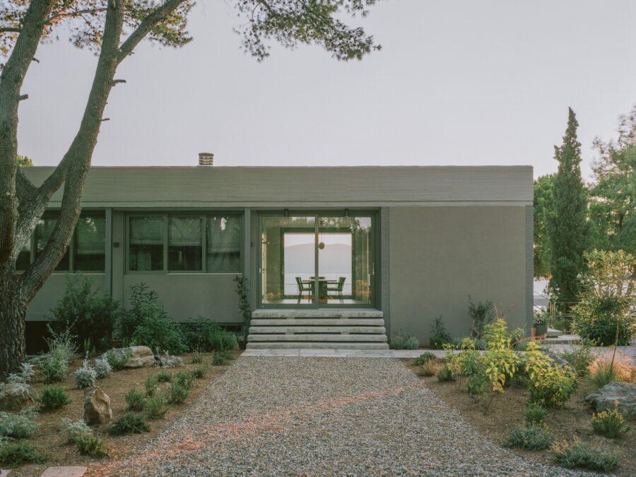 A 1970s villa designed by Nikos Hadjimichalis is given a geometric new identity - Vimarsana News
